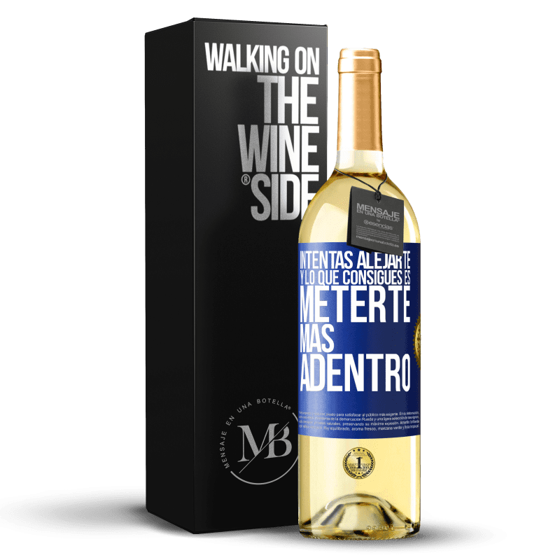 29,95 € Envoi gratuit | Vin blanc Édition WHITE Vous essayez de vous éloigner et ce que vous obtenez est de vous enfoncer plus profondément Étiquette Bleue. Étiquette personnalisable Vin jeune Récolte 2022 Verdejo