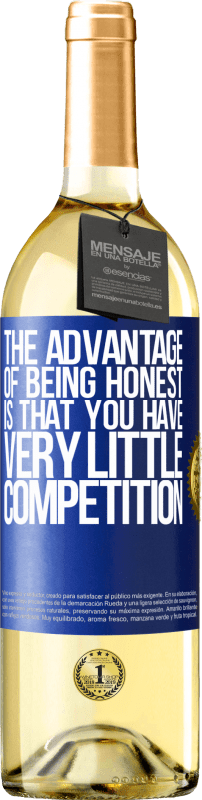 29,95 € Free Shipping | White Wine WHITE Edition The advantage of being honest is that you have very little competition Blue Label. Customizable label Young wine Harvest 2025 Verdejo