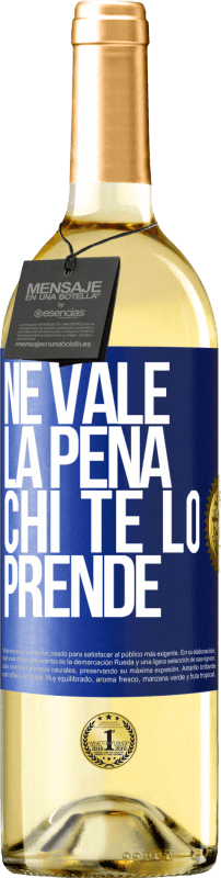 29,95 € | Vino bianco Edizione WHITE Ne vale la pena chi te lo prende Etichetta Blu. Etichetta personalizzabile Vino giovane Raccogliere 2024 Verdejo