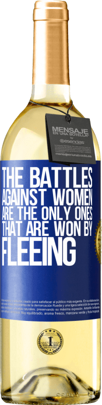 29,95 € 送料無料 | 白ワイン WHITEエディション 女性との戦いは逃げることで勝つ唯一のものです 青いタグ. カスタマイズ可能なラベル 若いワイン 収穫 2023 Verdejo