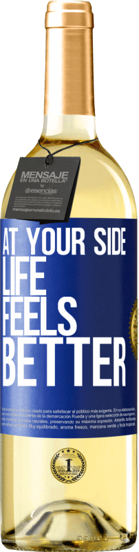 29,95 € | White Wine WHITE Edition At your side life feels better Blue Label. Customizable label Young wine Harvest 2023 Verdejo