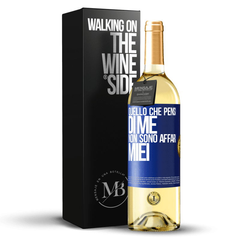 29,95 € Spedizione Gratuita | Vino bianco Edizione WHITE Quello che pensi di me non sono affari miei Etichetta Blu. Etichetta personalizzabile Vino giovane Raccogliere 2024 Verdejo