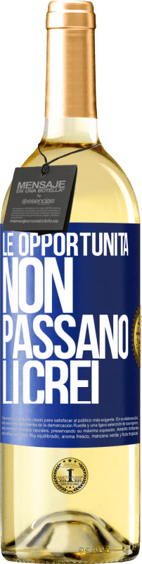 29,95 € Spedizione Gratuita | Vino bianco Edizione WHITE Le opportunità non passano. Li crei Etichetta Blu. Etichetta personalizzabile Vino giovane Raccogliere 2023 Verdejo