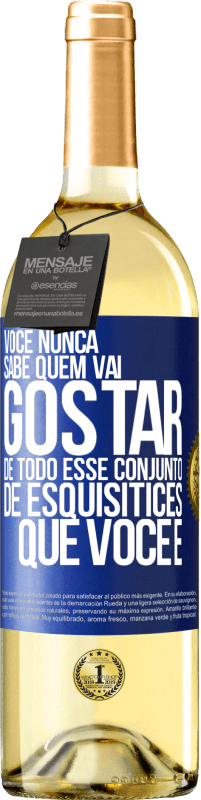 29,95 € | Vinho branco Edição WHITE Você nunca sabe quem vai gostar de todo esse conjunto de esquisitices que você é Etiqueta Azul. Etiqueta personalizável Vinho jovem Colheita 2024 Verdejo