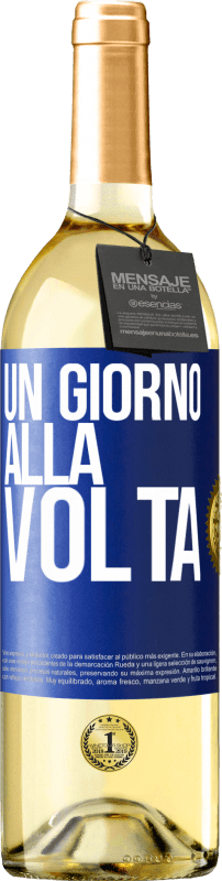 29,95 € | Vino bianco Edizione WHITE Un giorno alla volta Etichetta Blu. Etichetta personalizzabile Vino giovane Raccogliere 2024 Verdejo