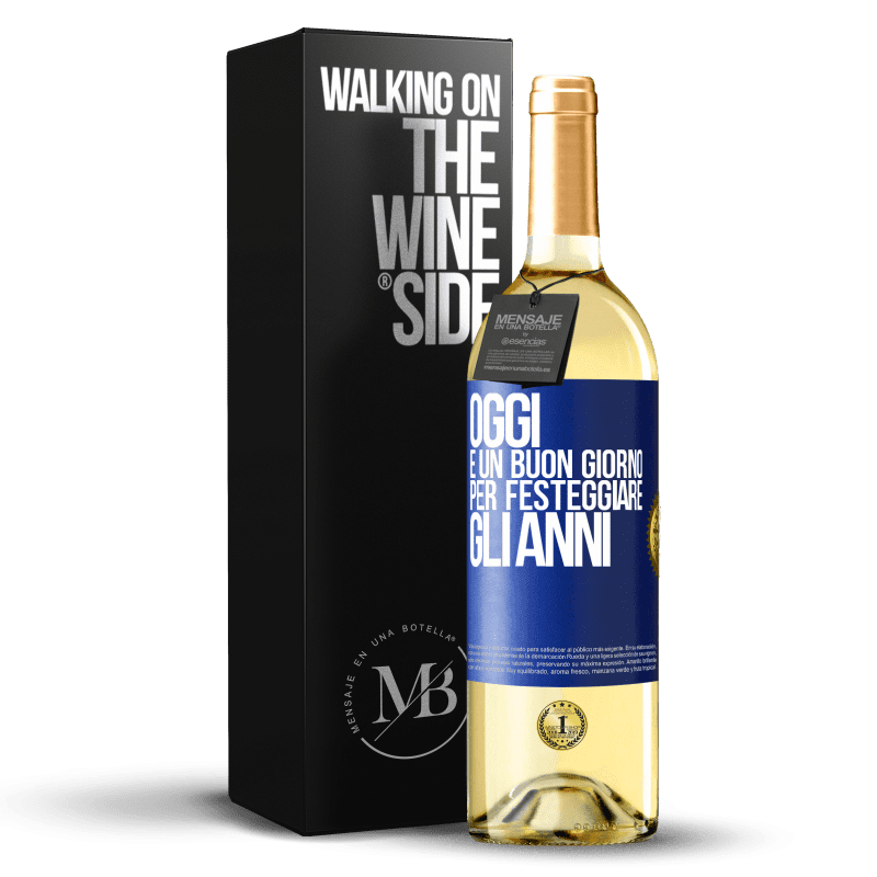 29,95 € Spedizione Gratuita | Vino bianco Edizione WHITE Oggi è un buon giorno per festeggiare gli anni Etichetta Blu. Etichetta personalizzabile Vino giovane Raccogliere 2025 Verdejo
