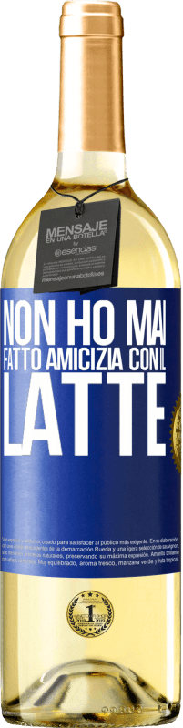 29,95 € Spedizione Gratuita | Vino bianco Edizione WHITE Non ho mai fatto amicizia con il latte Etichetta Blu. Etichetta personalizzabile Vino giovane Raccogliere 2025 Verdejo