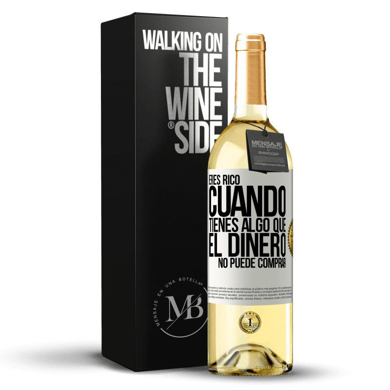 29,95 € Envío gratis | Vino Blanco Edición WHITE Eres rico cuando tienes algo que el dinero no puede comprar Etiqueta Blanca. Etiqueta personalizable Vino joven Cosecha 2024 Verdejo