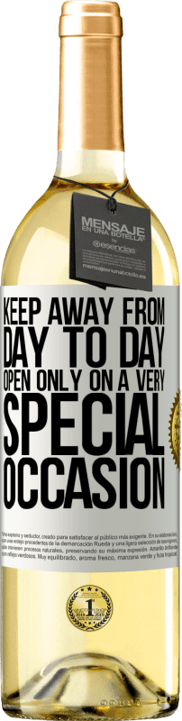 «Keep away from day to day. Open only on a very special occasion» WHITE Edition