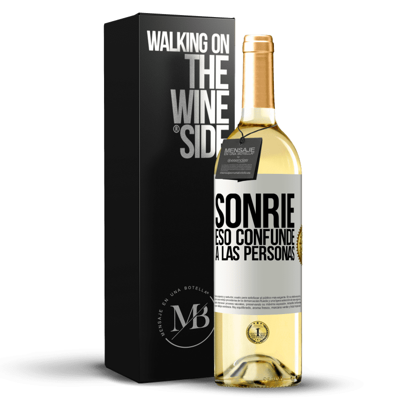 29,95 € Envío gratis | Vino Blanco Edición WHITE Sonríe, eso confunde a las personas Etiqueta Blanca. Etiqueta personalizable Vino joven Cosecha 2024 Verdejo