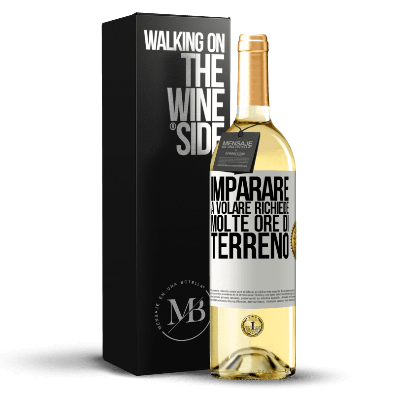 29,95 € Spedizione Gratuita | Vino bianco Edizione WHITE Imparare a volare richiede molte ore di terreno Etichetta Bianca. Etichetta personalizzabile Vino giovane Raccogliere 2024 Verdejo