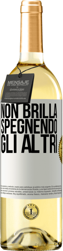 29,95 € | Vino bianco Edizione WHITE Non brilla spegnendo gli altri Etichetta Bianca. Etichetta personalizzabile Vino giovane Raccogliere 2024 Verdejo