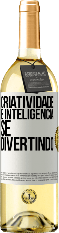 29,95 € | Vinho branco Edição WHITE Criatividade é inteligência se divertindo Etiqueta Branca. Etiqueta personalizável Vinho jovem Colheita 2024 Verdejo