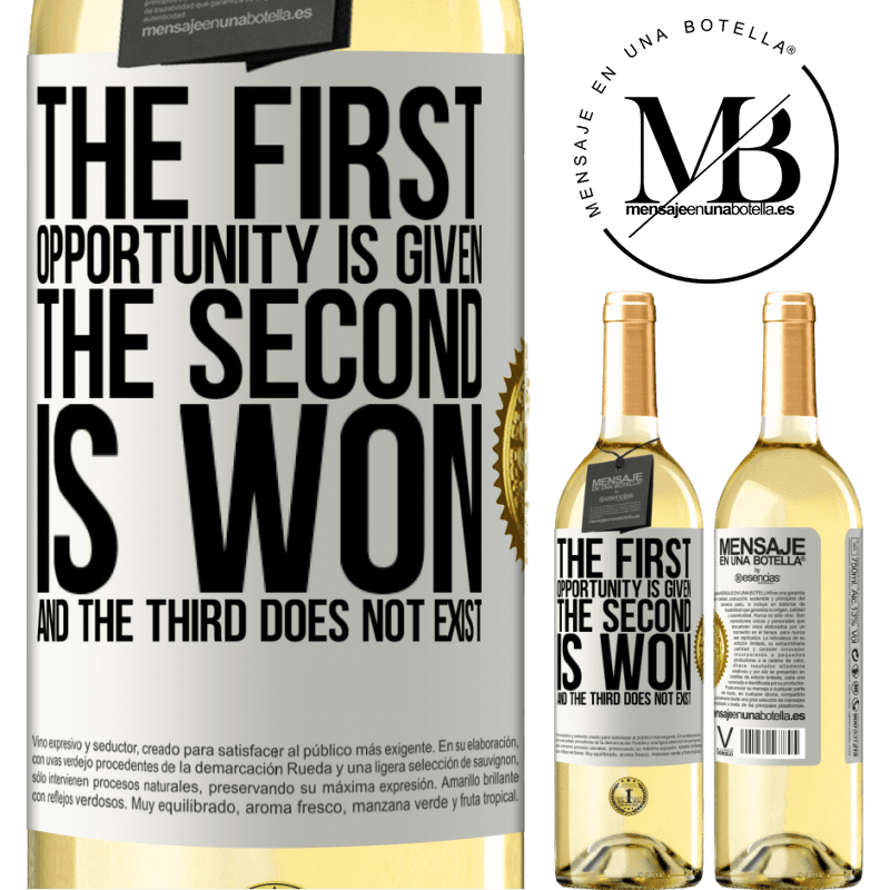 29,95 € Free Shipping | White Wine WHITE Edition The first opportunity is given, the second is won, and the third does not exist White Label. Customizable label Young wine Harvest 2025 Verdejo