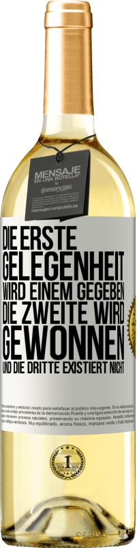 29,95 € | Weißwein WHITE Ausgabe Die erste Gelegenheit wird einem gegeben, die Zweite wird gewonnen und die Dritte existiert nicht Weißes Etikett. Anpassbares Etikett Junger Wein Ernte 2023 Verdejo