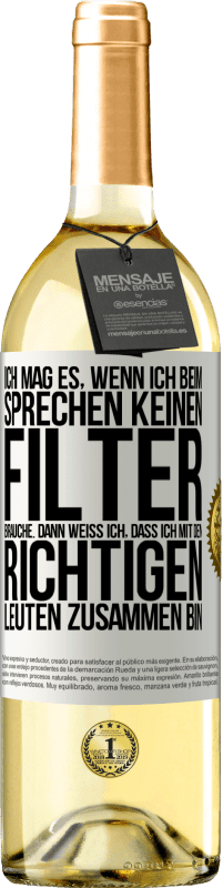 «Ich mag es, wenn ich beim Sprechen keinen Filter brauche. Dann weiß ich, dass ich mit den richtigen Leuten zusammen bin» WHITE Ausgabe
