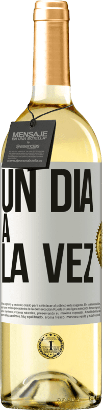 29,95 € Envío gratis | Vino Blanco Edición WHITE Un día a la vez Etiqueta Blanca. Etiqueta personalizable Vino joven Cosecha 2023 Verdejo