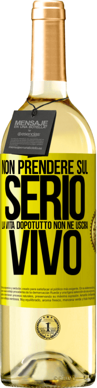 29,95 € | Vino bianco Edizione WHITE Non prendere sul serio la vita, dopotutto, non ne uscirai vivo Etichetta Gialla. Etichetta personalizzabile Vino giovane Raccogliere 2025 Verdejo