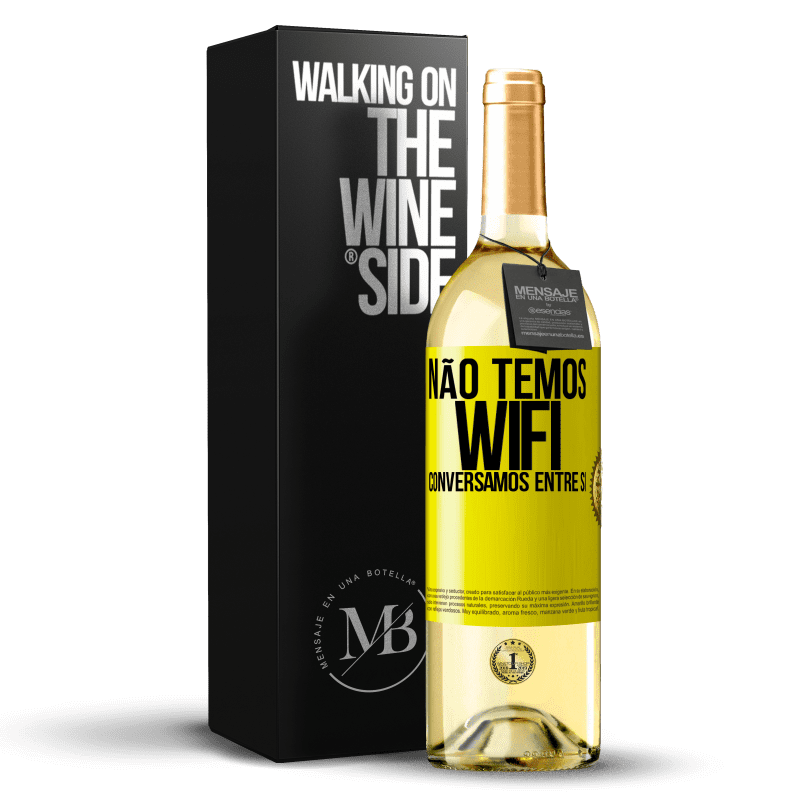 29,95 € Envio grátis | Vinho branco Edição WHITE Não temos WiFi, conversamos entre si Etiqueta Amarela. Etiqueta personalizável Vinho jovem Colheita 2024 Verdejo