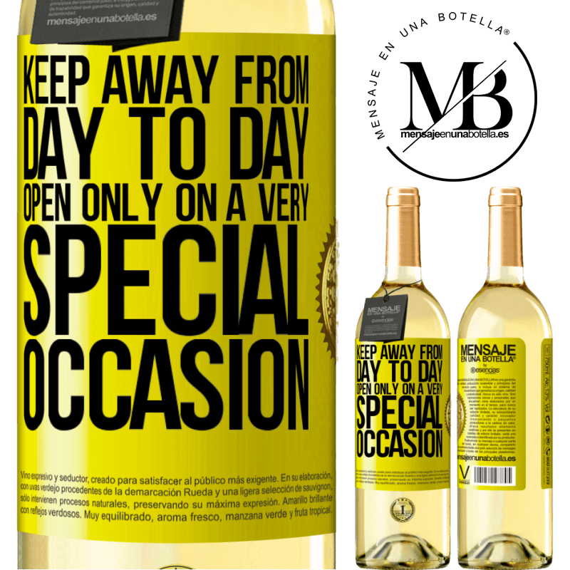 29,95 € Free Shipping | White Wine WHITE Edition Keep away from day to day. Open only on a very special occasion Yellow Label. Customizable label Young wine Harvest 2022 Verdejo