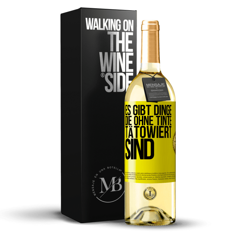 29,95 € Kostenloser Versand | Weißwein WHITE Ausgabe Es gibt Dinge, die ohne Tinte tätowiert sind Gelbes Etikett. Anpassbares Etikett Junger Wein Ernte 2023 Verdejo