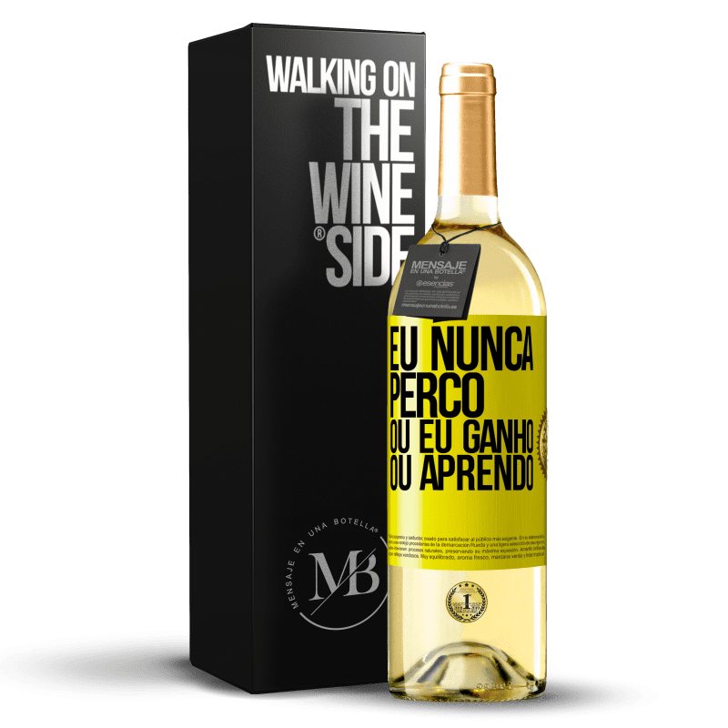 29,95 € Envio grátis | Vinho branco Edição WHITE Eu nunca perco Ou eu ganho ou aprendo Etiqueta Amarela. Etiqueta personalizável Vinho jovem Colheita 2024 Verdejo