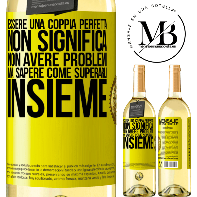 29,95 € Spedizione Gratuita | Vino bianco Edizione WHITE Essere una coppia perfetta non significa non avere problemi, ma sapere come superarli insieme Etichetta Gialla. Etichetta personalizzabile Vino giovane Raccogliere 2024 Verdejo