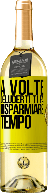 29,95 € Spedizione Gratuita | Vino bianco Edizione WHITE A volte, deluderti ti fa risparmiare tempo Etichetta Gialla. Etichetta personalizzabile Vino giovane Raccogliere 2023 Verdejo