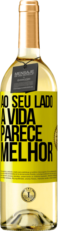 29,95 € | Vinho branco Edição WHITE Ao seu lado, a vida parece melhor Etiqueta Amarela. Etiqueta personalizável Vinho jovem Colheita 2024 Verdejo