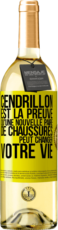 29,95 € Envoi gratuit | Vin blanc Édition WHITE Cendrillon est la preuve qu'une nouvelle paire de chaussures peut changer votre vie Étiquette Jaune. Étiquette personnalisable Vin jeune Récolte 2025 Verdejo
