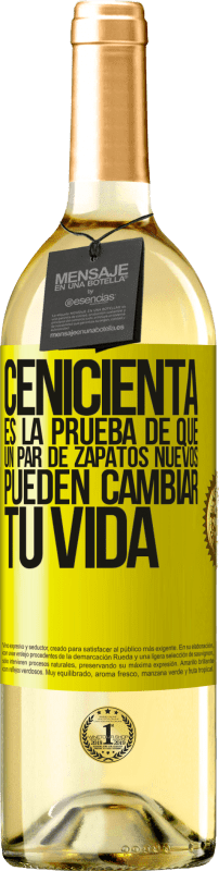 29,95 € | Vino Blanco Edición WHITE Cenicienta es la prueba de que un par de zapatos nuevos pueden cambiar tu vida Etiqueta Amarilla. Etiqueta personalizable Vino joven Cosecha 2024 Verdejo