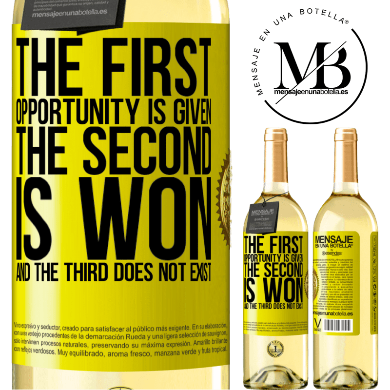 29,95 € Free Shipping | White Wine WHITE Edition The first opportunity is given, the second is won, and the third does not exist Yellow Label. Customizable label Young wine Harvest 2025 Verdejo