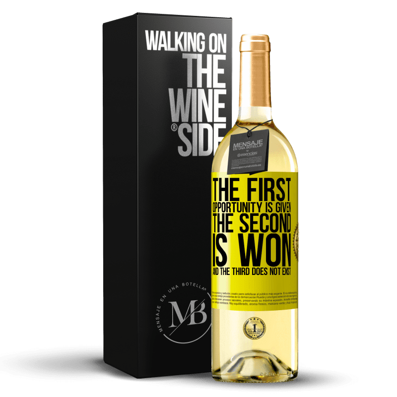 29,95 € Free Shipping | White Wine WHITE Edition The first opportunity is given, the second is won, and the third does not exist Yellow Label. Customizable label Young wine Harvest 2025 Verdejo