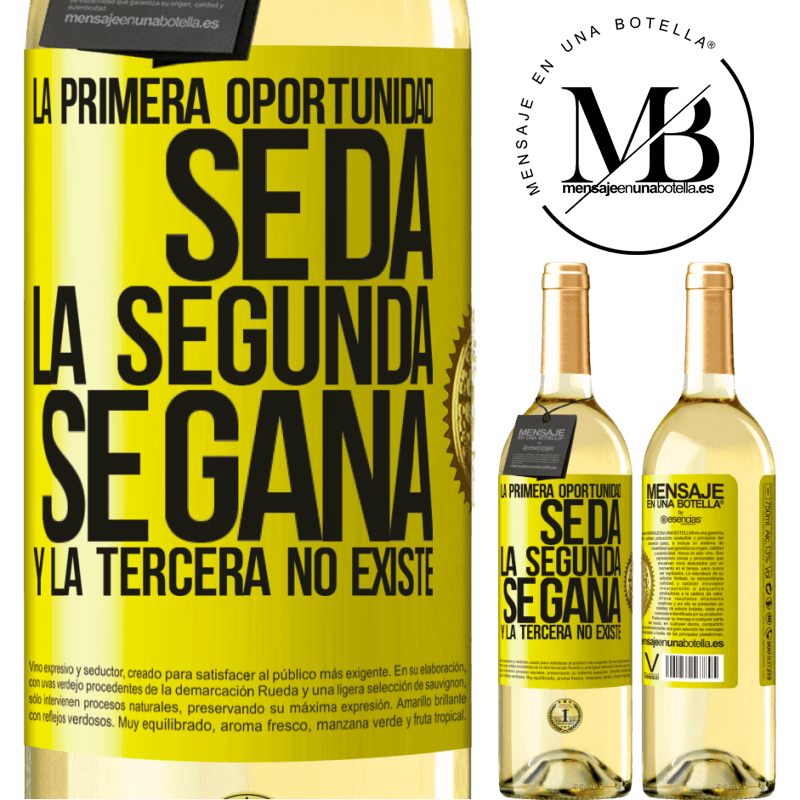 29,95 € Envío gratis | Vino Blanco Edición WHITE La primera oportunidad se da, la segunda se gana, y la tercera no existe Etiqueta Amarilla. Etiqueta personalizable Vino joven Cosecha 2025 Verdejo