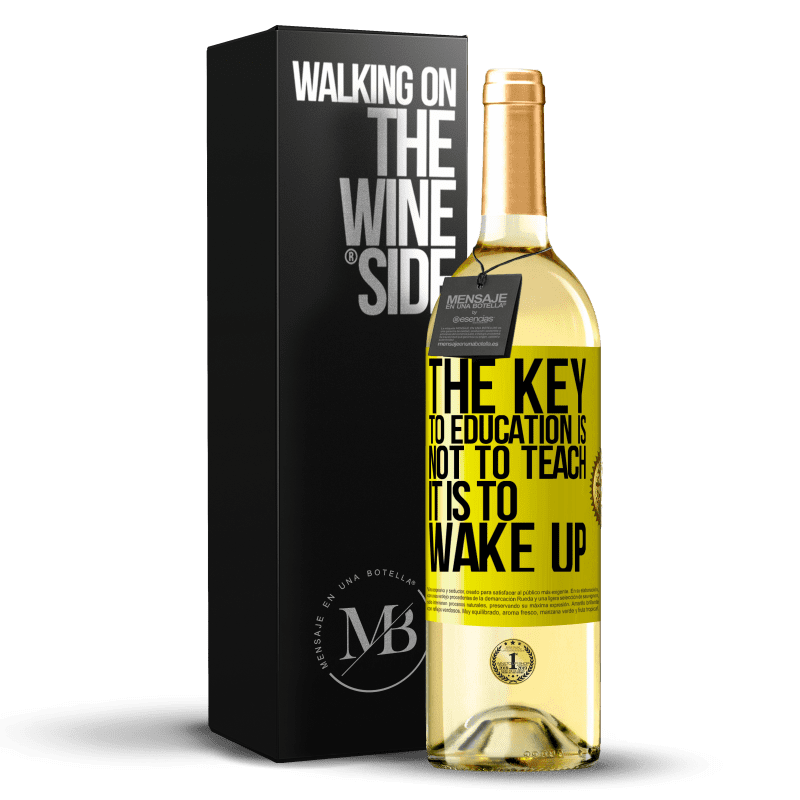 29,95 € Бесплатная доставка | Белое вино Издание WHITE Ключ к образованию не в том, чтобы учить, а в том, чтобы проснуться Желтая этикетка. Настраиваемая этикетка Молодое вино Урожай 2023 Verdejo