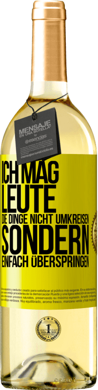 «Ich mag Leute, die Dinge nicht umkreisen sondern einfach überspringen» WHITE Ausgabe