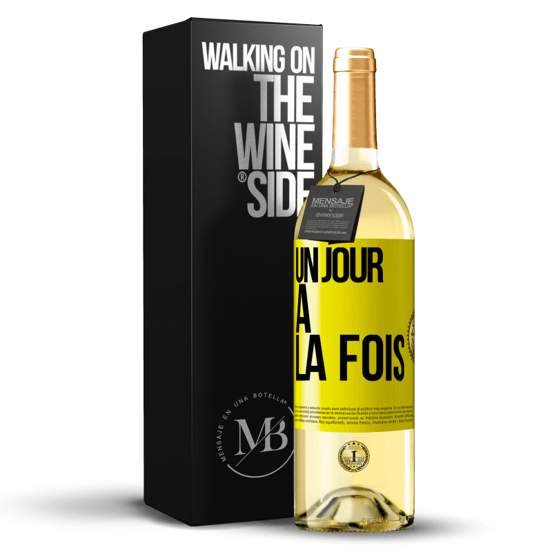 29,95 € Envoi gratuit | Vin blanc Édition WHITE Un jour à la fois Étiquette Jaune. Étiquette personnalisable Vin jeune Récolte 2024 Verdejo