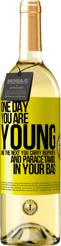 29,95 € | White Wine WHITE Edition One day you are young and the next you carry ibuprofen and paracetamol in your bag Yellow Label. Customizable label Young wine Harvest 2023 Verdejo