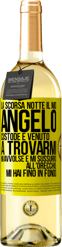 29,95 € | Vino bianco Edizione WHITE La scorsa notte il mio angelo custode è venuto a trovarmi. Mi avvolse e mi sussurrò all'orecchio: mi hai fino in fondo Etichetta Gialla. Etichetta personalizzabile Vino giovane Raccogliere 2025 Verdejo