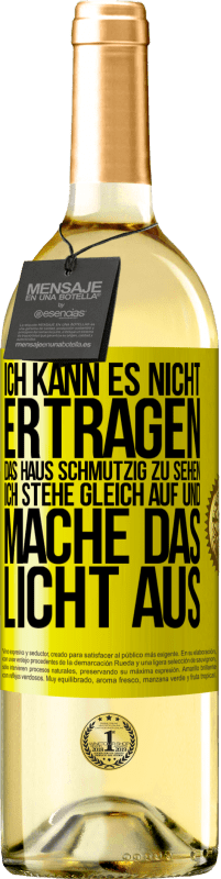 «Ich kann es nicht ertragen, das Haus schmutzig zu sehen. Ich stehe gleich auf und mache das Licht aus» WHITE Ausgabe