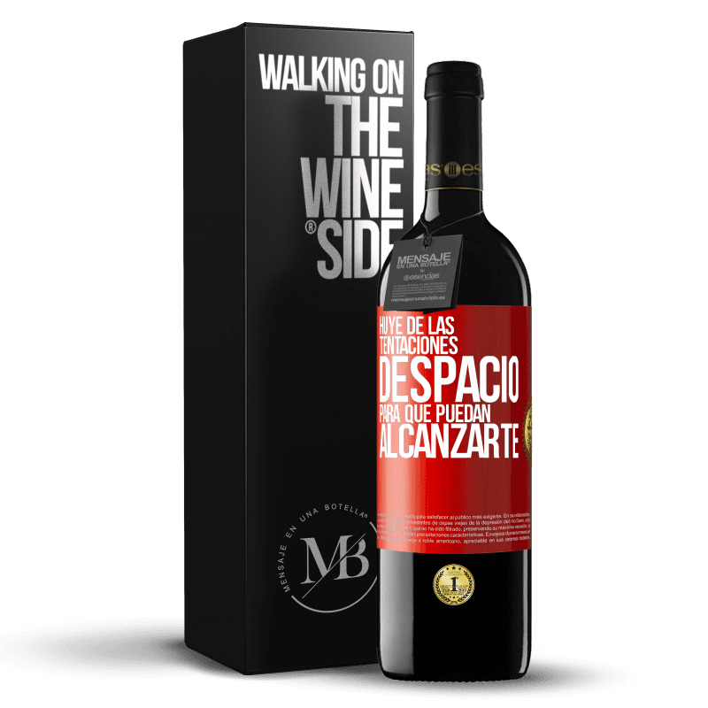 29,95 € Envoi gratuit | Vin rouge Édition RED Crianza 6 Mois Fuyez les tentations ... lentement, pour qu'ils puissent vous atteindre Étiquette Rouge. Étiquette personnalisable Vieillissement en fûts de chêne 6 Mois Récolte 2020 Tempranillo