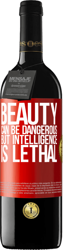 39,95 € | 赤ワイン REDエディション MBE 予約する 美しさは危険ですが、知性は致命的です 赤いタグ. カスタマイズ可能なラベル 予約する 12 月 収穫 2014 Tempranillo