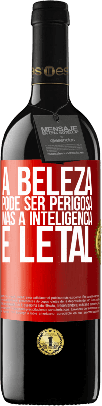 39,95 € | Vinho tinto Edição RED MBE Reserva A beleza pode ser perigosa, mas a inteligência é letal Etiqueta Vermelha. Etiqueta personalizável Reserva 12 Meses Colheita 2015 Tempranillo