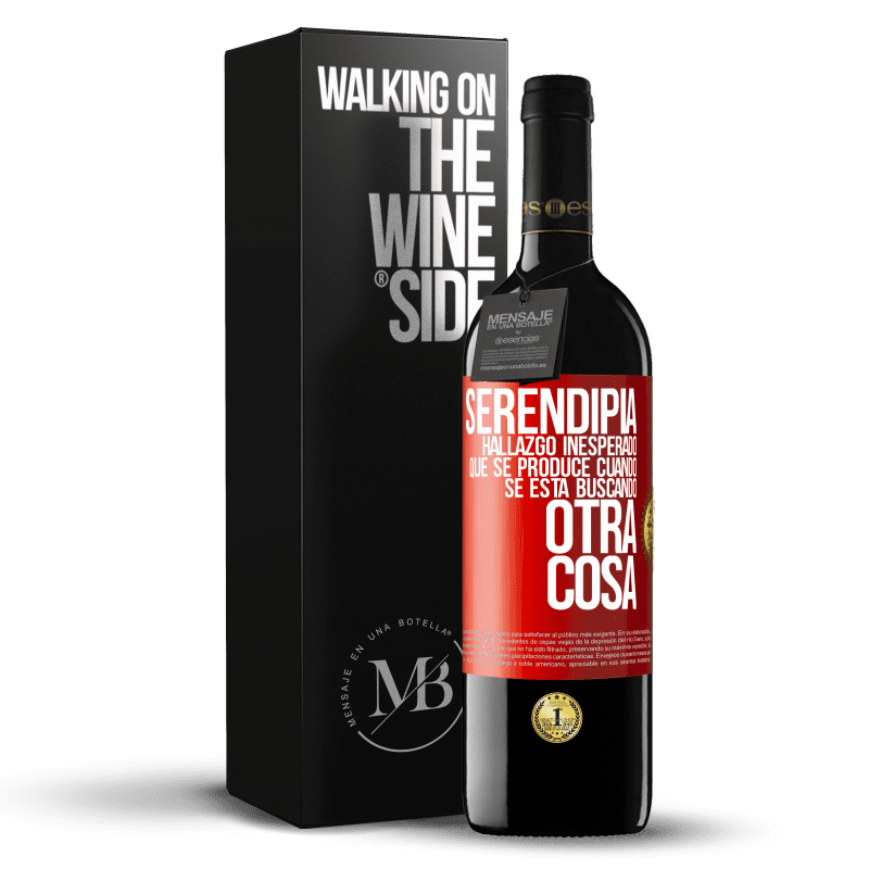 39,95 € Envío gratis | Vino Tinto Edición RED MBE Reserva Serendipia. Hallazgo inesperado que se produce cuando se está buscando otra cosa Etiqueta Roja. Etiqueta personalizable Reserva 12 Meses Cosecha 2016 Tempranillo