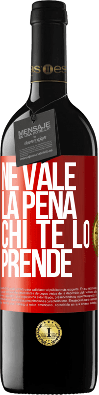 39,95 € Spedizione Gratuita | Vino rosso Edizione RED MBE Riserva Ne vale la pena chi te lo prende Etichetta Rossa. Etichetta personalizzabile Riserva 12 Mesi Raccogliere 2016 Tempranillo
