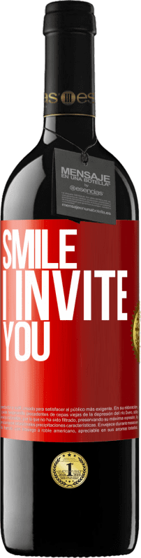 39,95 € 免费送货 | 红酒 RED版 MBE 预订 微笑，我邀请 红色标签. 可自定义的标签 预订 12 个月 收成 2014 Tempranillo