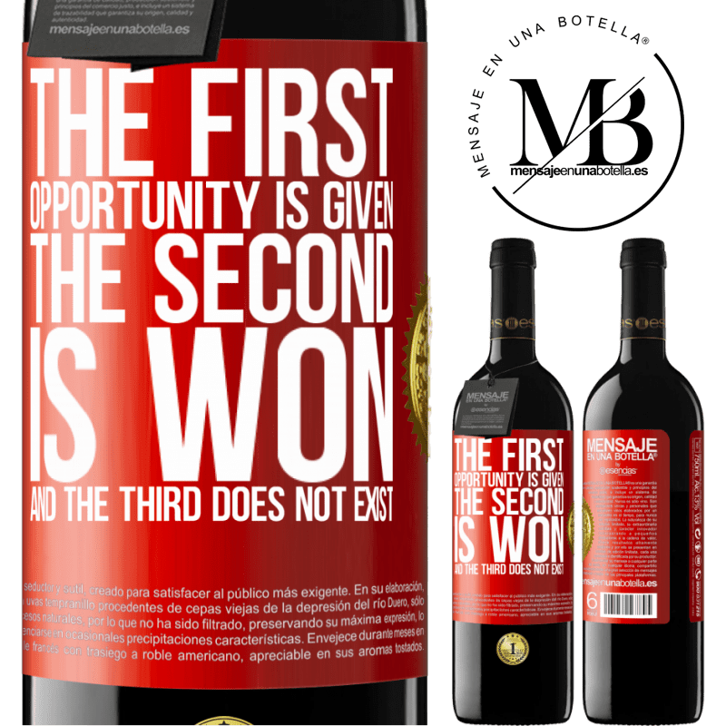24,95 € Free Shipping | Red Wine RED Edition Crianza 6 Months The first opportunity is given, the second is won, and the third does not exist Red Label. Customizable label Aging in oak barrels 6 Months Harvest 2019 Tempranillo