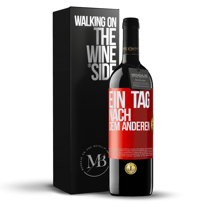 39,95 € Kostenloser Versand | Rotwein RED Ausgabe MBE Reserve Ein Tag nach dem anderen Rote Markierung. Anpassbares Etikett Reserve 12 Monate Ernte 2015 Tempranillo