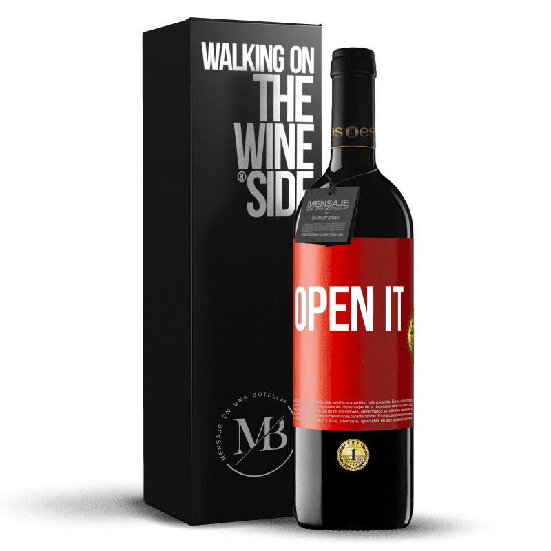 24,95 € Free Shipping | Red Wine RED Edition Crianza 6 Months Open it Red Label. Customizable label Aging in oak barrels 6 Months Harvest 2019 Tempranillo
