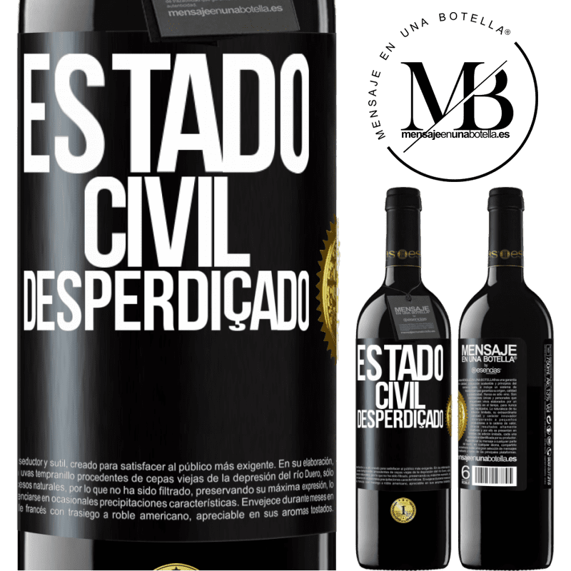 39,95 € Envio grátis | Vinho tinto Edição RED MBE Reserva Estado civil: desperdiçado Etiqueta Preta. Etiqueta personalizável Reserva 12 Meses Colheita 2014 Tempranillo